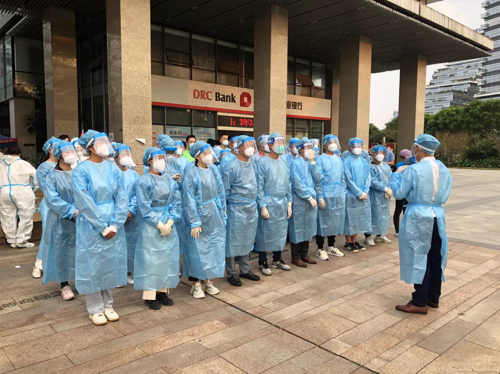 抗疫守卫战，，，j9数字站一直在！！！